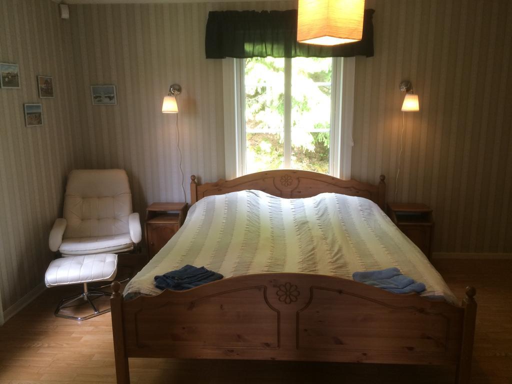 Route 26 Bed & Breakfast Laxtjarn Ruang foto