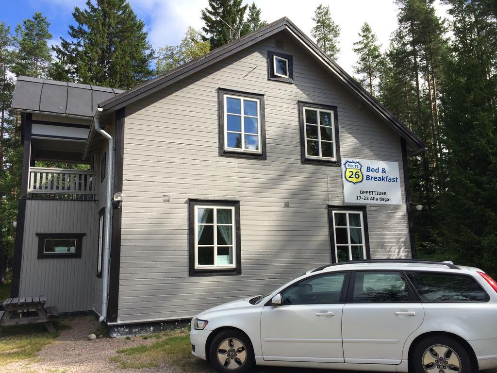 Route 26 Bed & Breakfast Laxtjarn Bagian luar foto