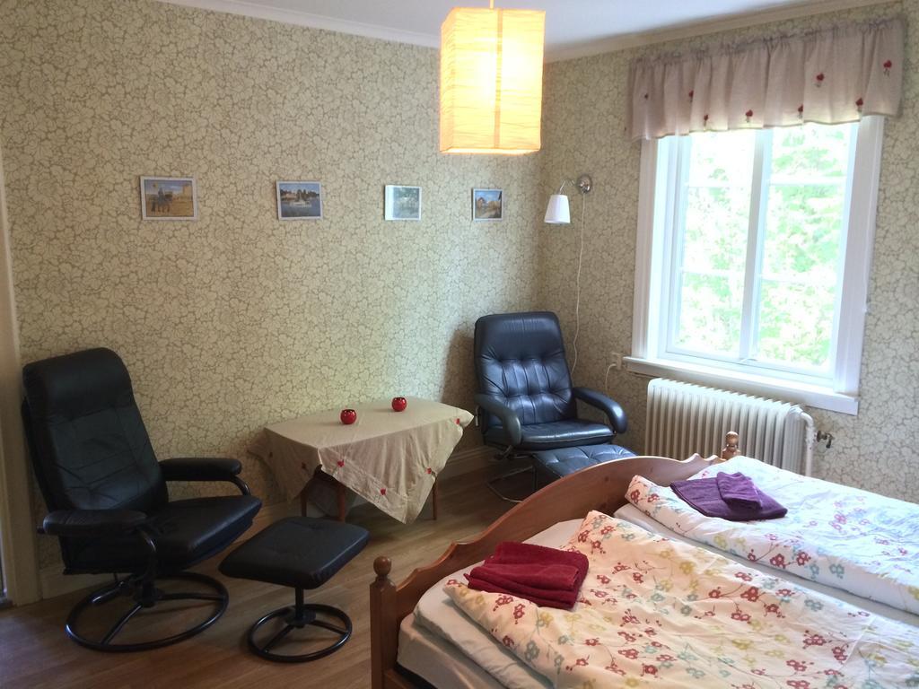 Route 26 Bed & Breakfast Laxtjarn Ruang foto