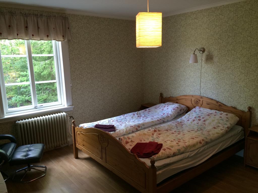 Route 26 Bed & Breakfast Laxtjarn Ruang foto